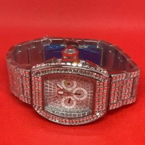 Watch Fully Iced-Out - Picture 4 of 7